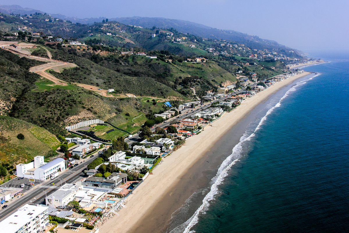 Ride the surf on your SUP in Malibu California