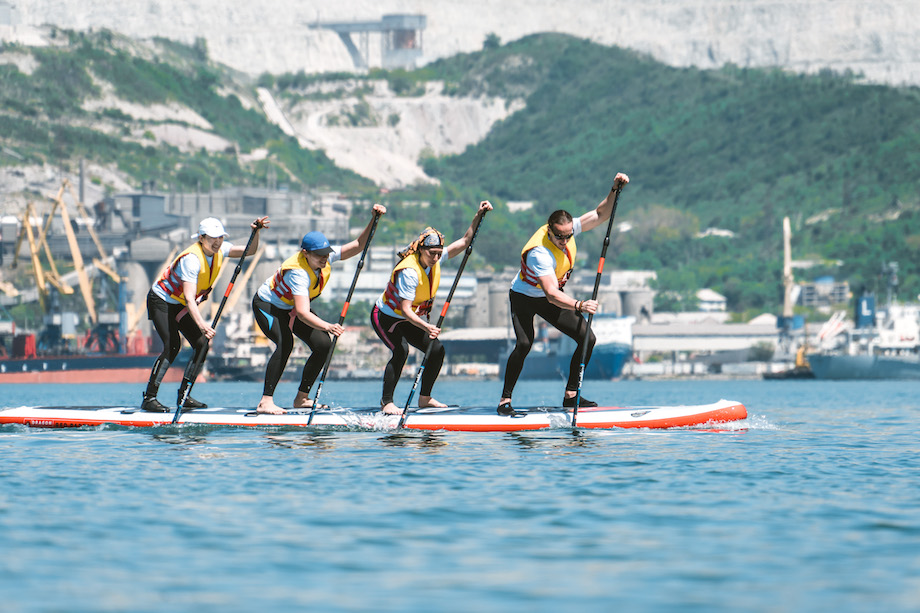 A mixed team training in Russia for the dragon world championships